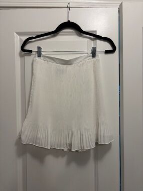 Lulus White Pleated Skirt